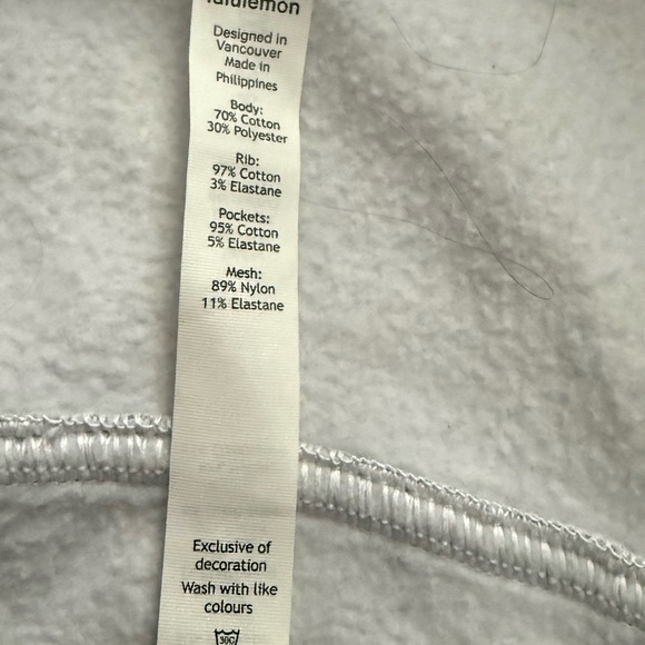 Gray Patterned Zip-Up Jacket - Picture 10 of 10